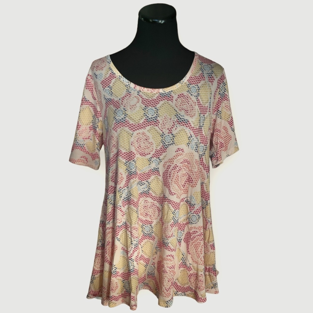 M LuLaRoe Perfect A-line Flowy Tee NEW Beautiful Cross-stitch Rose Medium 10-14